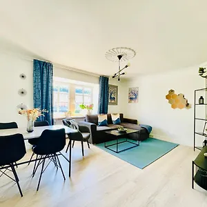 Aday - Modern 2 Bedroom Charming With Public Parking Aalborg